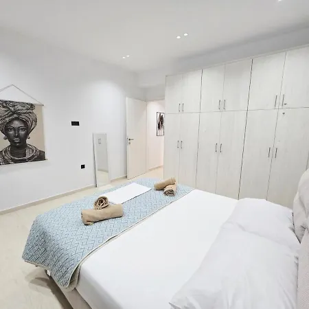 Hidden Gem 2br | *