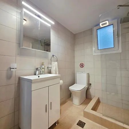 Hidden Gem 2br |