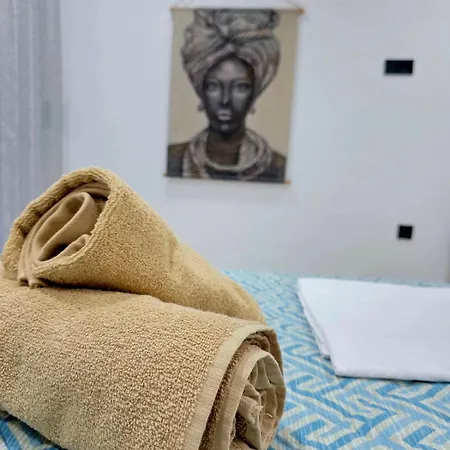 Hidden Gem 2br | *