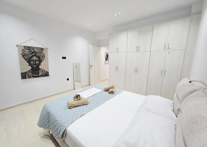 Hidden Gem 2br *