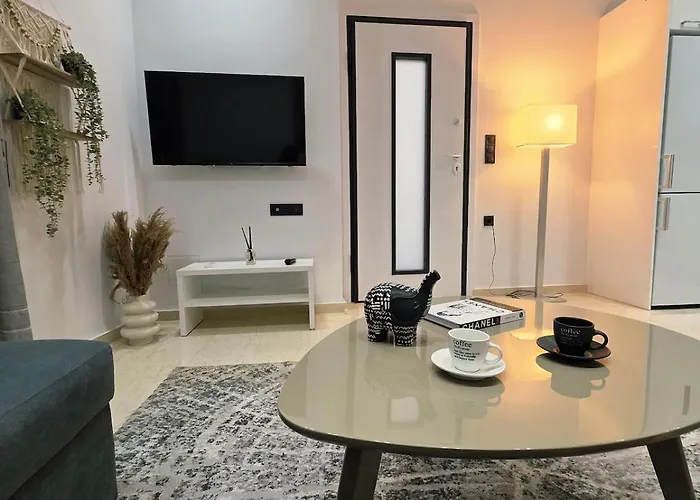 Hidden Gem 2br