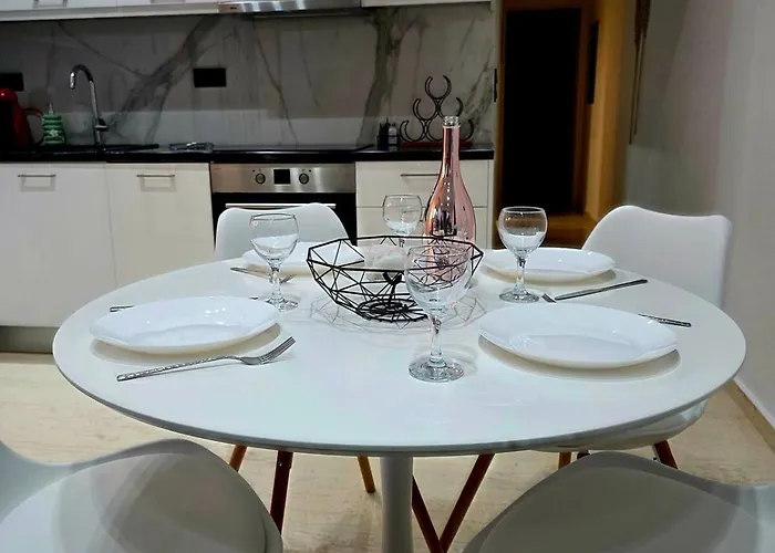 Hidden Gem 2br
